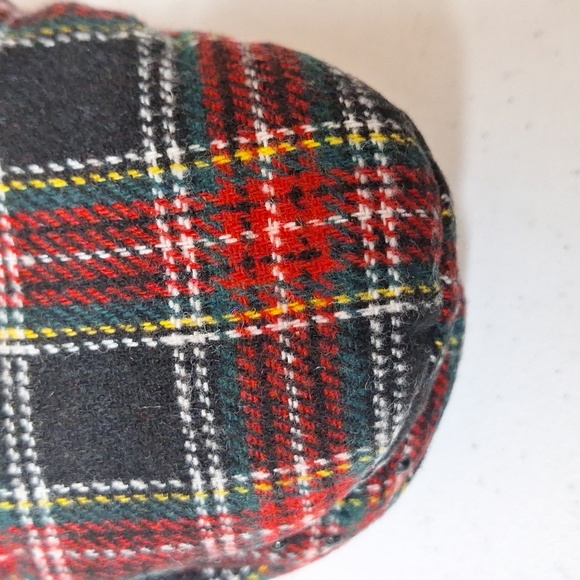 NEW! Adult Tartan Plaid Fleece Slipper Socks with Huggable Heel & Grippers - Picture 4 of 8